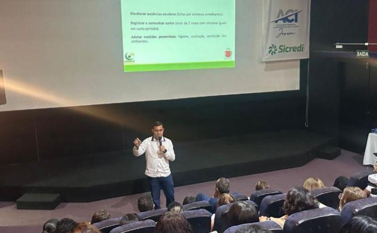 Prefeitura de Sete Lagoas reúne escolas e lança cartilha de prevenção a doenças nas redes de ensino