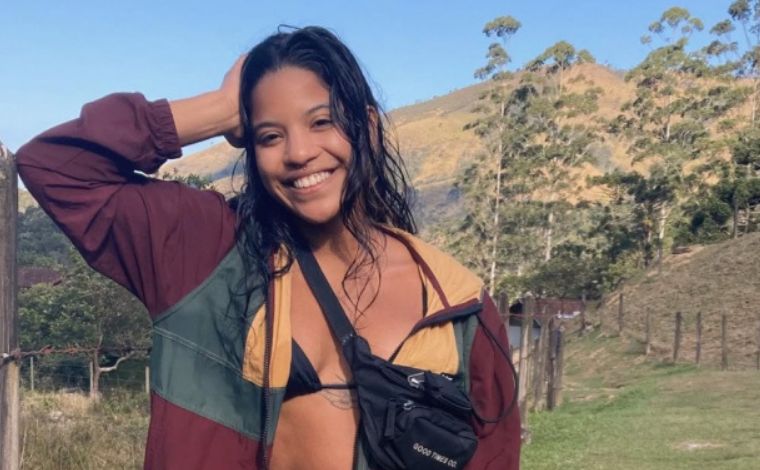 Brasileira que sofreu acidente durante trilha em vulcão na Indonésia é encontrada sem vida