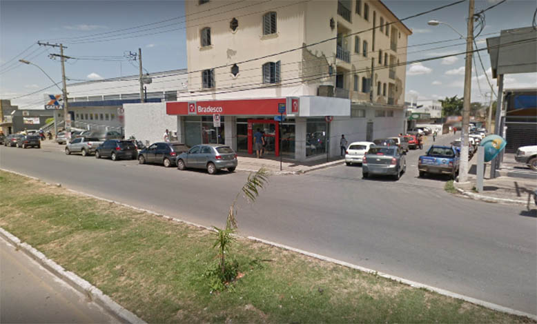 Mulher sofre sequestro relâmpago ao sair de agência bancária no Canaã