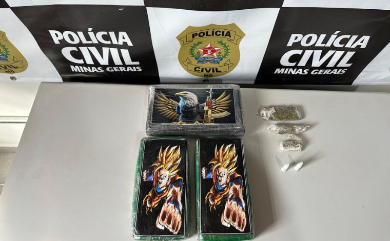 Drogas são encontradas em veículo apreendido após denúncia em Sete Lagoas