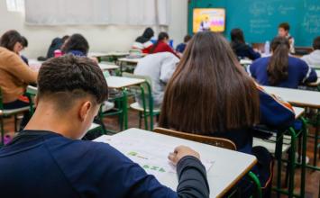 Governo de Minas oferece mais de 13 mil vagas em cursos técnicos gratuitos na rede estadual; confira