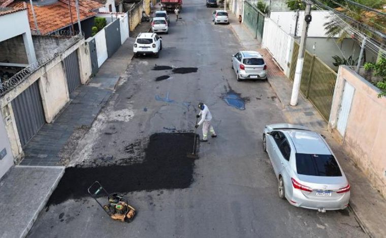 Foto: DivulgaÃ§Ã£o/PMSL - As aÃ§Ãµes envolvem a realizaÃ§Ã£o de serviÃ§os de drenagem, terraplanagem e pavimentaÃ§Ã£o de vias, alÃ©m da construÃ§Ã£o de pontes em Ã¡reas estratÃ©gicas para garantir a fluidez do trÃ¢nsito