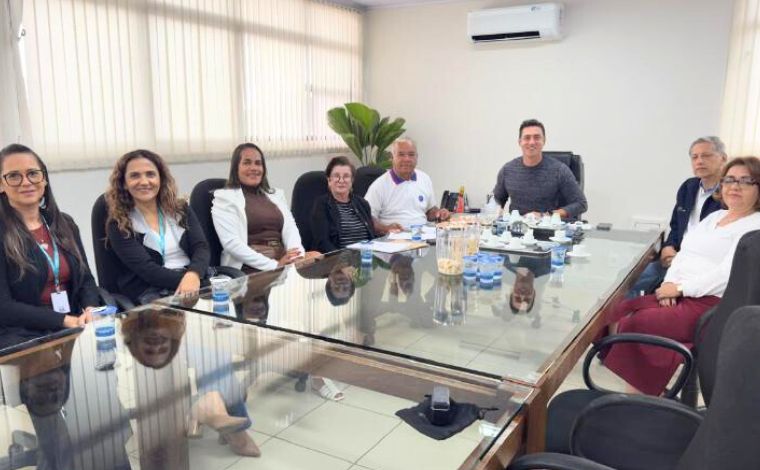 Prefeitura firma convênios com APAE, Vila Vicentina e Casa Ave Cristo em Sete Lagoas