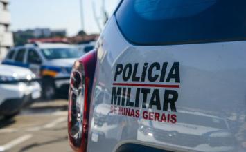Homem é detido após agredir mulher com pedaço de madeira em via pública de Sete Lagoas