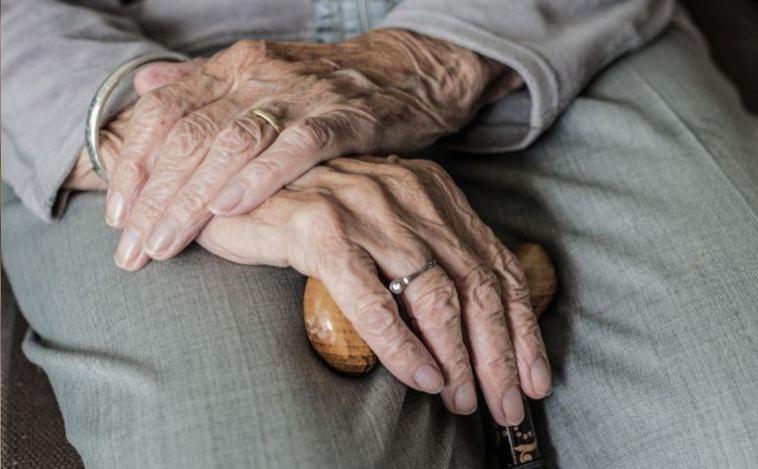 Minas Gerais tem média de 120 golpes contra idosos por dia; veja principais tipos de estelionato