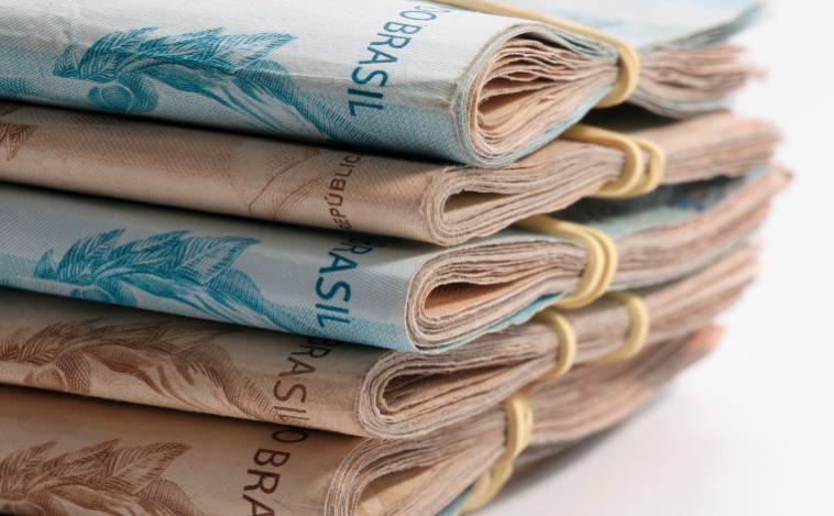 Caixa libera abono salarial para mais um grupo de trabalhadores nesta terça; veja quem recebe