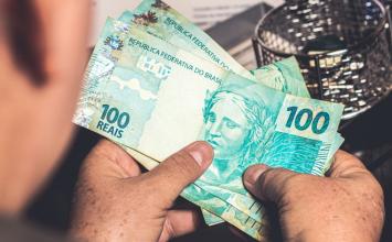 Justiça libera pagamento de mais R$ 2,3 bilhões em atrasados do INSS