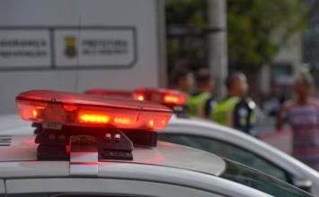 Homem preso com submetralhadora artesanal durante ação policial em Sete Lagoas