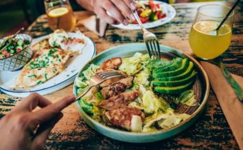 10 alimentos que para potencializar a desintoxicação do fígado