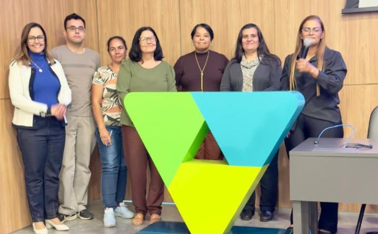Foto: DivulgaÃ§Ã£o/PMSL - O objetivo foi transmitir conceitos sobre qualidade no cuidado, seguranÃ§a do paciente e noÃ§Ãµes de gestÃ£o de risco, sob a Ã³tica da VigilÃ¢ncia SanitÃ¡ria, estimulando a troca de experiÃªncias entre os profissionais