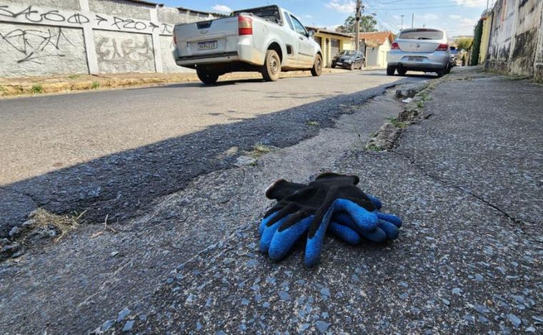 Foto: MaurÃ­cio Vieira/Hoje em Dia - O suspeito teria se irritado, alegando que o caminhÃ£o atrapalhava o trÃ¡fego. Armado, ameaÃ§ou a motorista e, ao ultrapassar o veÃ­culo, desceu com a arma e atirou contra o gari