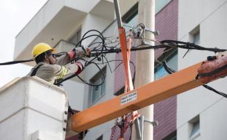 Inscrições do concurso da Cemig para 150 eletricistas começam nesta segunda-feira (1º)