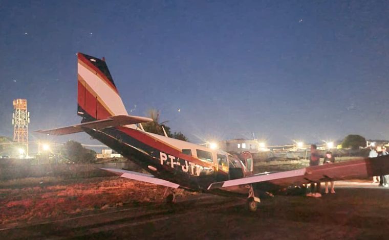 Avião faz pouso de ‘barriga’ em Pará de Minas após falha no trem de pouso