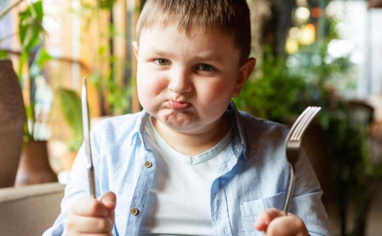 Obesidade infantil cresce no Brasil e já afeta 1 em cada 3 jovens