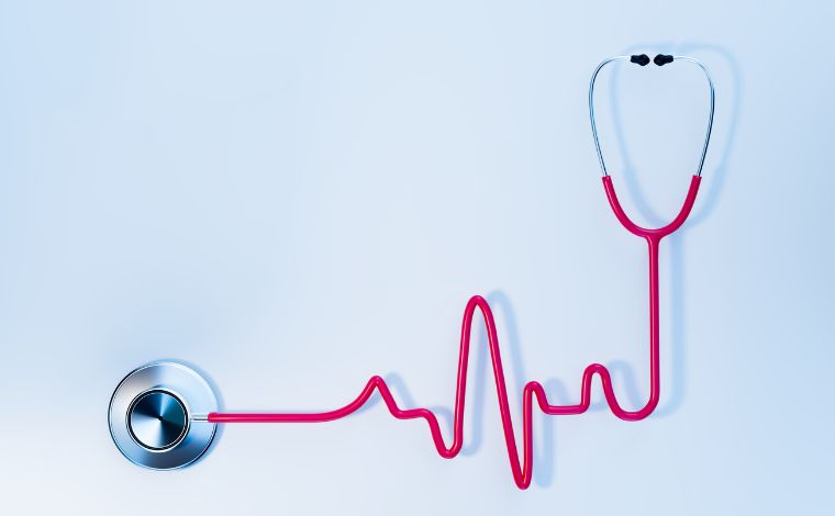 Foto: Ilustrativa - Nas Ãºltimas dÃ©cadas, a populaÃ§Ã£o praticamente erradicou as mortes por doenÃ§as infecciosas, e as cardiovasculares se tornaram mais prevalentes. Atualmente, elas sÃ£o a principal causa de Ã³bito no Brasil