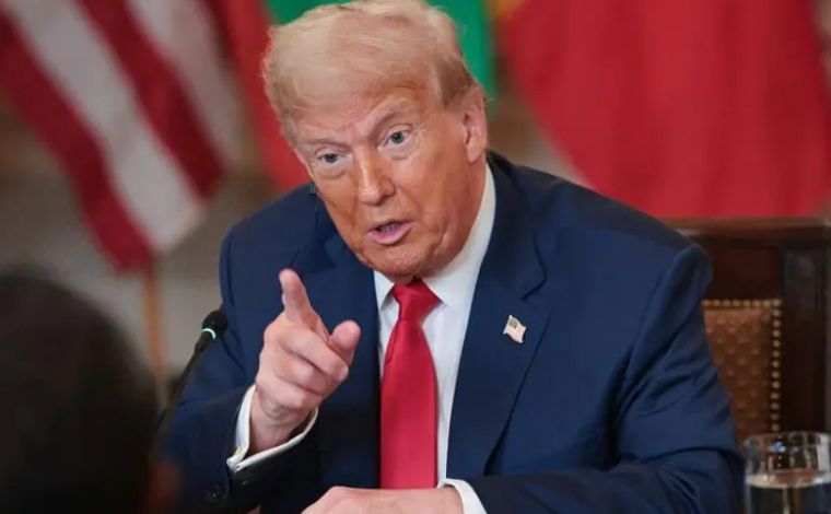 Foto: ReproduÃ§Ã£o - Trump anunciou uma tarifa de 50% sobre gabinetes e balcÃµes de cozinha importados, alÃ©m de uma taxa de 30% sobre mÃ³veis estofados, medidas que devem entrar em vigor em 1Âº de outubro