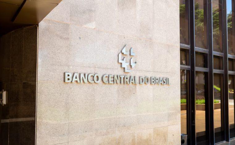 Banco Central passa a bloquear chaves Pix usadas em golpes e fraudes