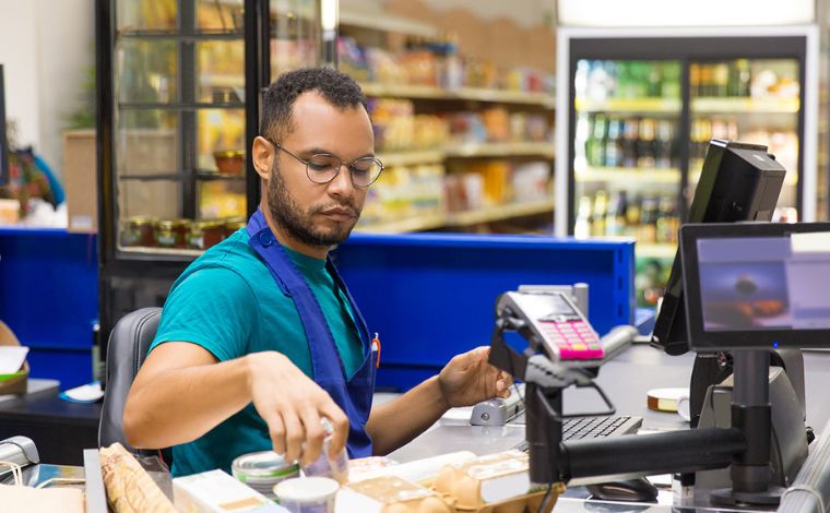 Prefeitura de Sete Lagoas oferece curso gratuito de operação de caixa com ajuda de custo semanal