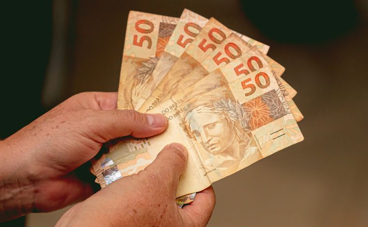 Governo paga lote extra do PIS/Pasep na próxima semana; veja quem recebe