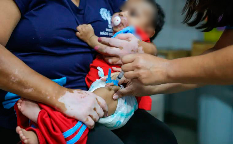 Casos de coqueluche crescem e provocam internações e mortes