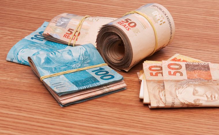 Nova faixa de isenção do IR garante alívio maior para quem ganha até R$ 5 mil; veja simulação