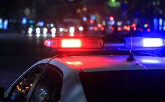 Homem é preso suspeito de tráfico após tentar fugir e se esconder em córrego em Sete Lagoas