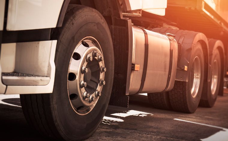 Foto: Getty Images - Segundo a PolÃ­cia Militar (PM), o morador ouviu barulhos do lado de fora do imÃ³vel e flagrou o homem cortando a fiaÃ§Ã£o elÃ©trica de um dos veÃ­culos que estava em sua garagem