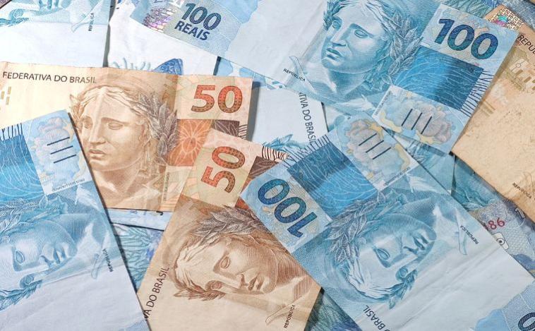 Caixa e Banco do Brasil liberam lote extra do PIS/Pasep neste sábado (15)