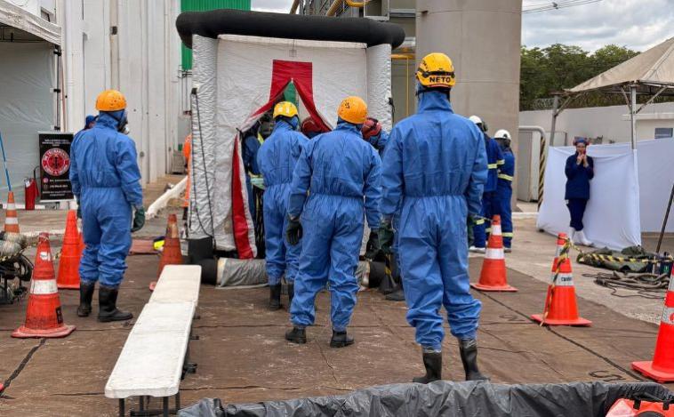 Treinamento em Sete Lagoas prepara bombeiros para atuar em emergências com produtos perigosos