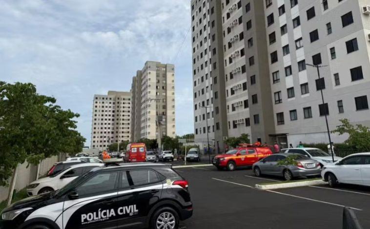 Criança de 5 anos morre após cair do 12º andar de prédio em MG