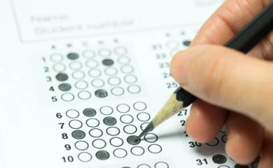 Jovem é preso após esfaquear namorada, cunhada e sogra no interior de Minas 