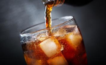 Refrigerante zero é saudável? Mito ganha força, apesar dos riscos à saúde