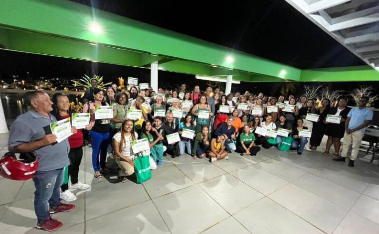 Feirantes e ambulantes concluem nova turma do Encontro de Empreendedores em Sete Lagoas