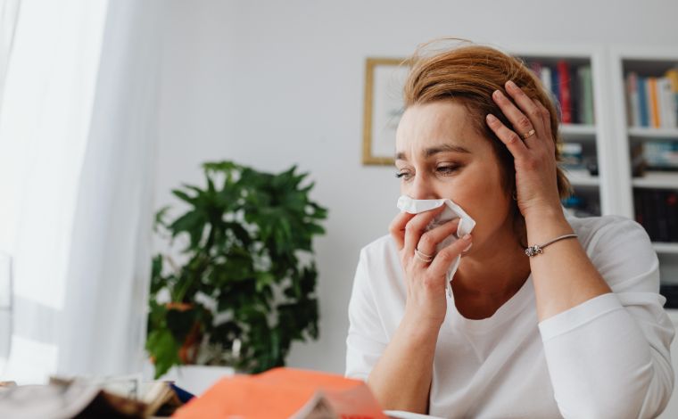 Foto: Pexels - Em nota, o ministÃ©rio explicou que o subclado K corresponde a uma variaÃ§Ã£o genÃ©tica da Influenza A (H3N2), e nÃ£o se trata de um vÃ­rus novo. A variante jÃ¡ estÃ¡ em circulaÃ§Ã£o na AmÃ©rica do Norte, Europa e Ãsia