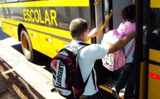 Prefeitura de Sete Lagoas abre cadastro online para transporte escolar de 2026