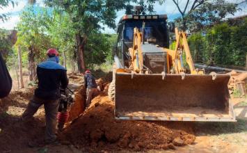 Prefeitura de Sete Lagoas executa obra de 2 mil metros de rede de água no bairro Pôr do Sol