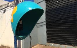 Fim de uma era: Orelhões serão totalmente extintos no Brasil até 2028