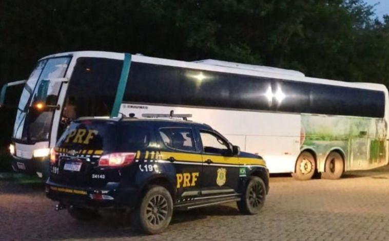 Adolescente é resgatada em MG após viajar sozinha para encontrar homem em Sergipe