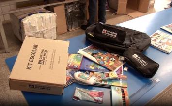 Governo de Minas anuncia distribuição gratuita de kits escolares para todos os alunos da rede estadu