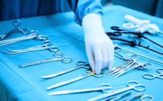 MG: Paciente será indenizado após erro em cirurgia de hérnia causar amputação de testículo