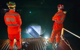 Seis pessoas, incluindo uma criança, morrem após lancha atingir píer na divisa entre MG e SP