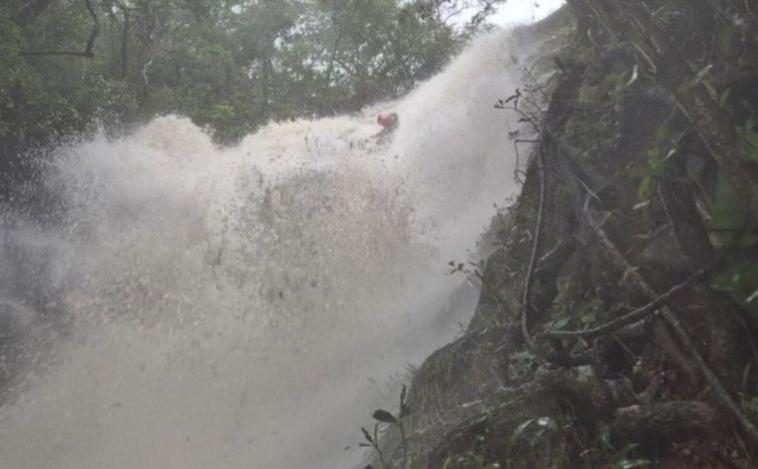 Praticante de rapel morre após ser atingido por cabeça d’água em cachoeira da Serra do Cipó