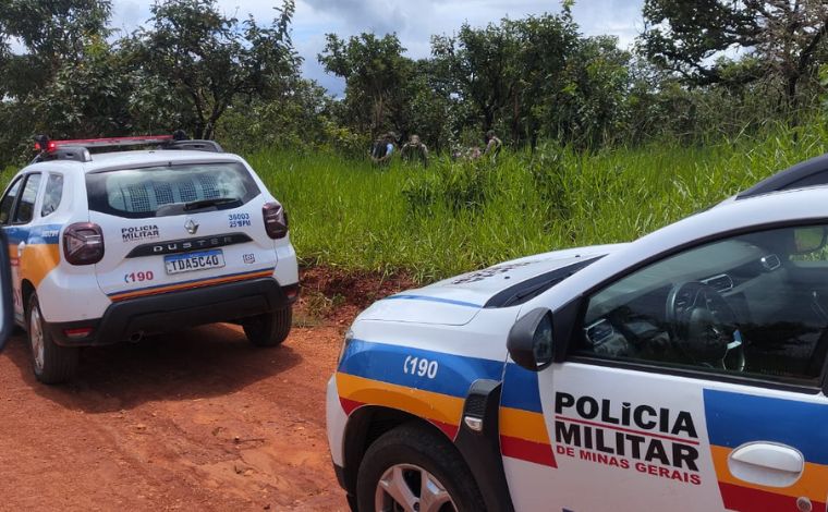 Dois corpos são encontrados em estrada de terra próxima à MG-238, em Sete Lagoas