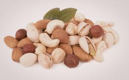 Castanhas podem ajudar a reduzir vontade por doces, sugere estudo