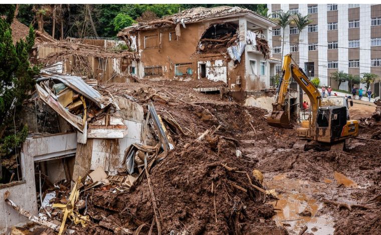 Foto: TÃ¢nia Rego/Ag. Brasil - Uma pessoa continua desaparecida em UbÃ¡, segundo PolÃ­cia Civil; Somente o Corpo de Bombeiros Militar de Minas Gerais localizou 61 corpos em Juiz de Fora e sete em UbÃ¡