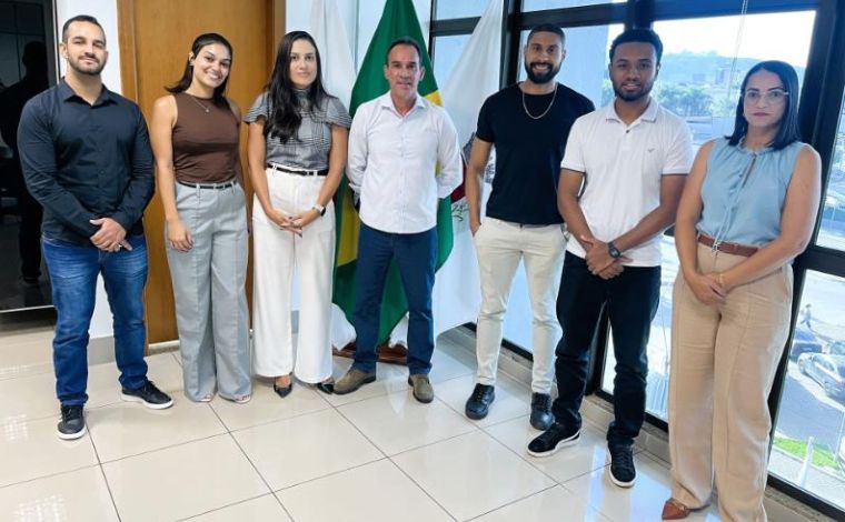 Seis novos servidores efetivos tomam posse na Câmara Municipal de Sete Lagoas