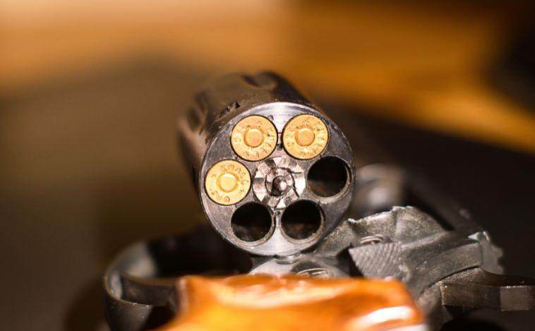 Homem é preso por porte ilegal de arma de fogo no bairro Nova Cidade em Sete Lagoas