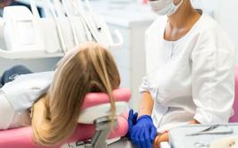 Mulheres vítimas de violência terão acesso a reconstrução dental pelo SUS