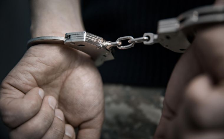 Foto: Ilustrativa - A PolÃ­cia Militar (PM) foi acionada apÃ³s clientes do estabelecimento relatarem Ã  equipe de seguranÃ§a que um indivÃ­duo exibia o Ã³rgÃ£o sexual para pedestres que circulavam pelo local