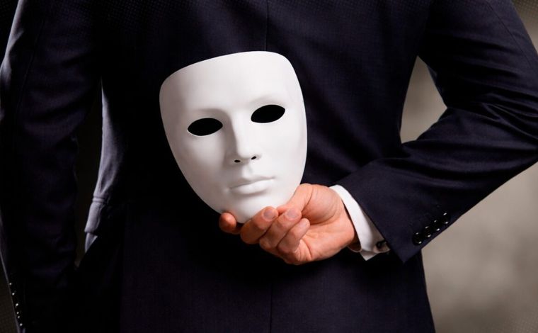 Foto: Ilustrativa - Durante o atendimento realizado pelos agentes da PolÃ­cia Civil, o suspeito afirmou atuar na profissÃ£o hÃ¡ cerca de trÃªs anos e forneceu o endereÃ§o de um suposto escritÃ³rio, apresentando uma carteira da OAB